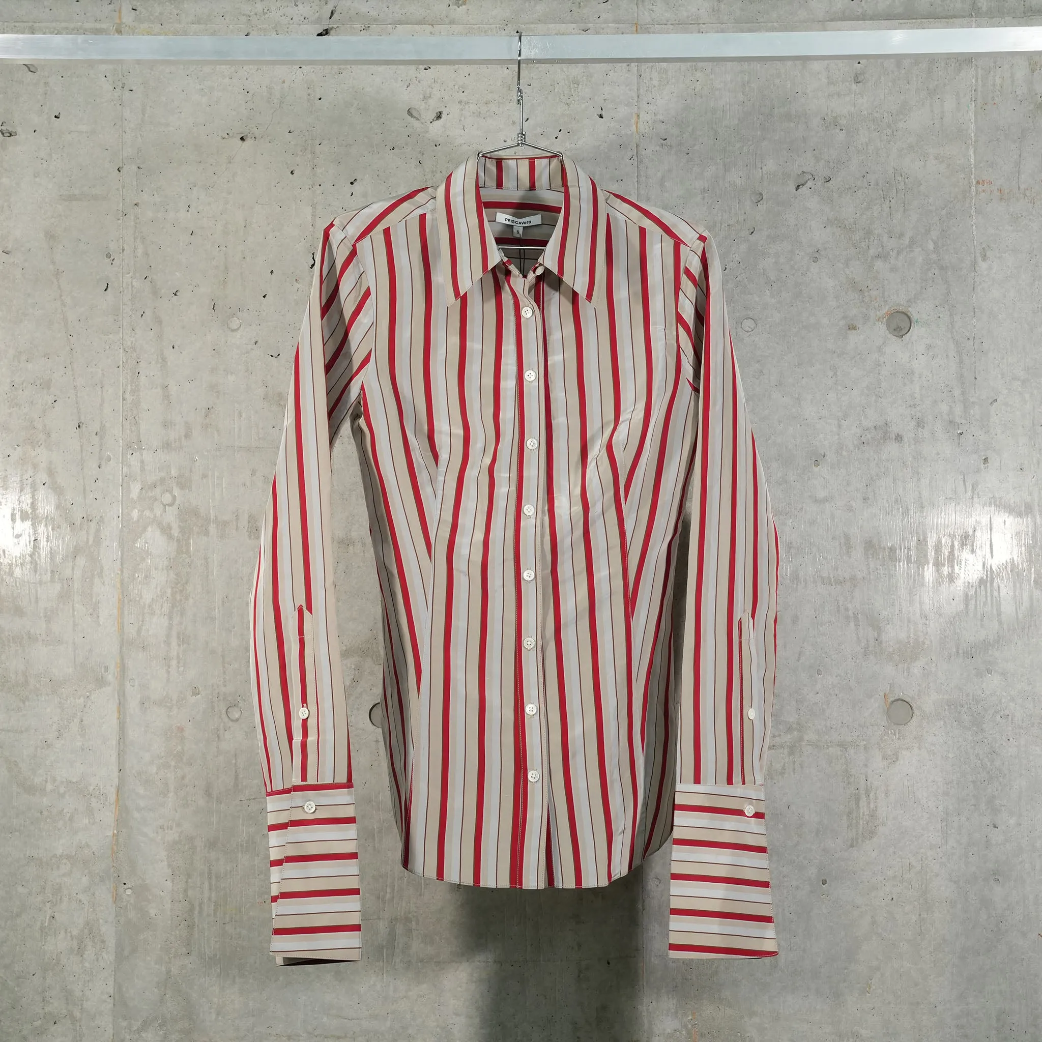 FITTED BUTTON DOWN / MULTI STRIPES