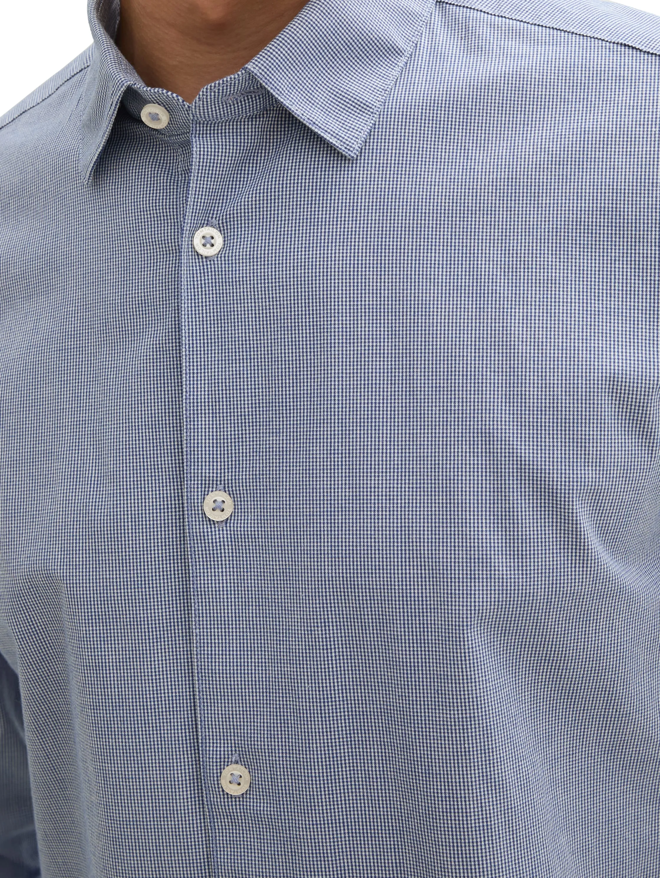 FITTED STRETCH SHIRT