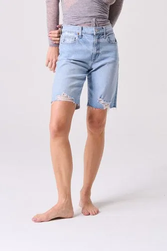Laney Bermuda Short in Light Wash