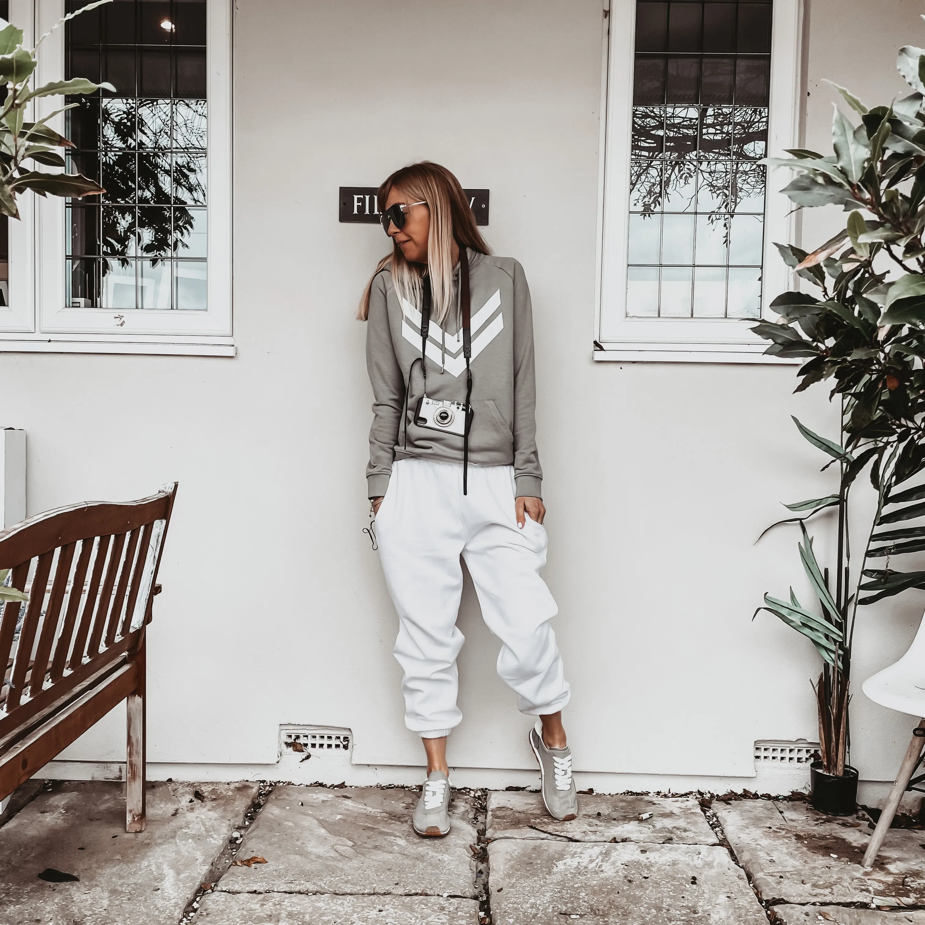 Light khaki hoody with white double chevron