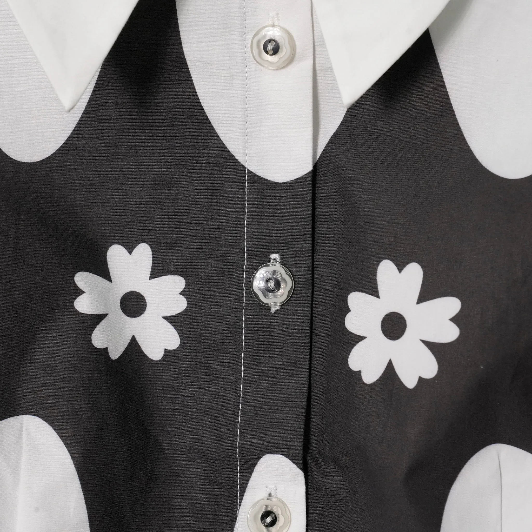 STARRY FLORAL FITTED SHIRT / WHITE/BLACK